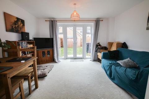 2 bedroom end of terrace house for sale, Concorde Crescent, Ely CB6