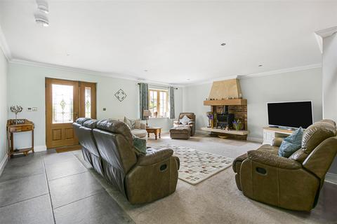 4 bedroom detached house for sale, Malting End, Kirtling CB8