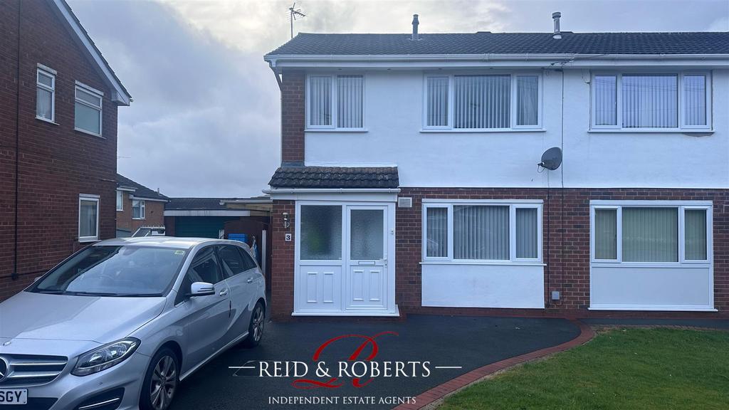Elm Walk, Mynydd Isa, Mold 3 bed semidetached house for sale £220,000