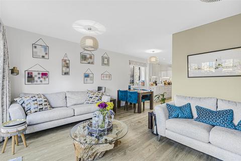 7 Larkfield, Great Abington, Cambridge, CB21 6DJ