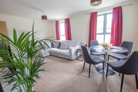 2 bedroom flat for sale, Cavendish House, Haverhill CB9