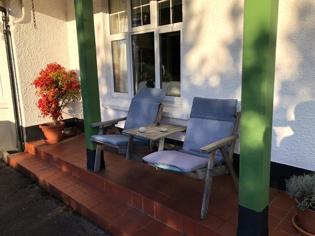 Colway Lane, Lyme Regis, Dorset, DT7 3 bed detached house for sale £