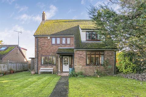 4 bedroom detached house for sale, Skeins Way, Clavering CB11