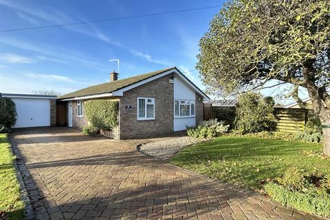 3 bedroom detached bungalow for sale, The Chase, Ely CB6