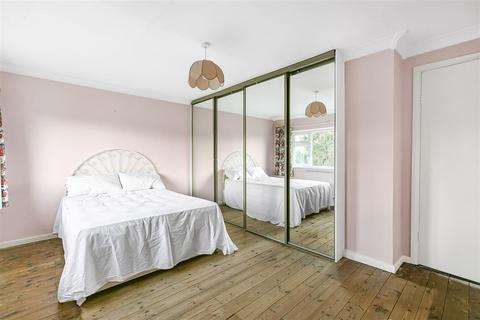 12 Redfern Close, Cambridge, CB4 2DU