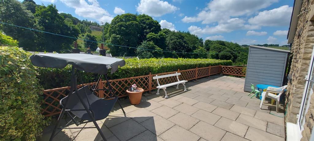 Patio 2.jpg