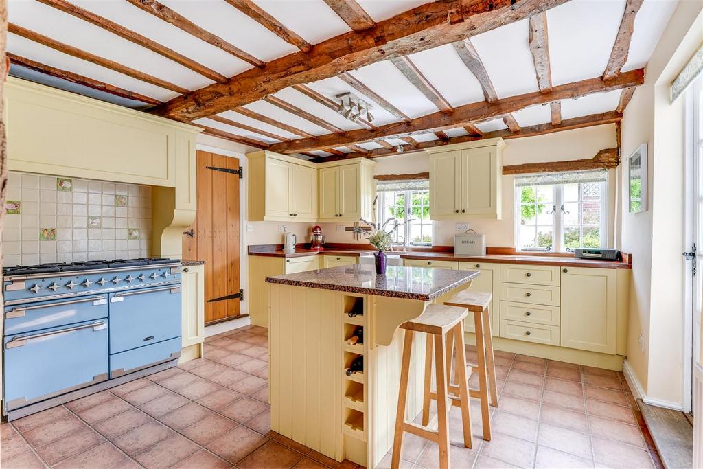 High Street, Widdington CB11 4 bed detached house for sale £935,000