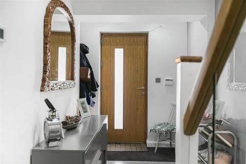 69 Long Road, Comberton, Cambridge, CB23 7DG