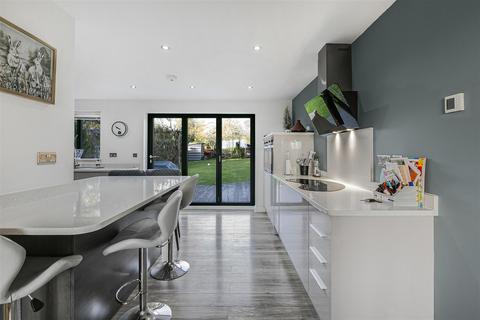 69 Long Road, Comberton, Cambridge, CB23 7DG