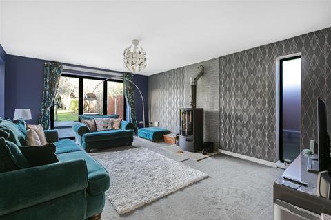 69 Long Road, Comberton, Cambridge, CB23 7DG