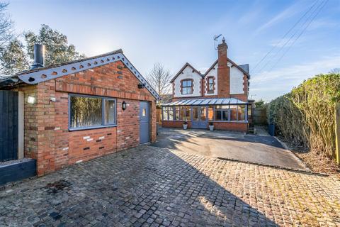 4 bedroom semi-detached house for sale, Broad Lane, Tanworth-in-Arden