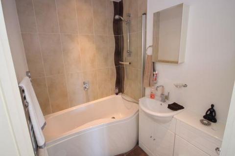 1 bedroom apartment to rent, Staines Road West, ASHFORD TW15