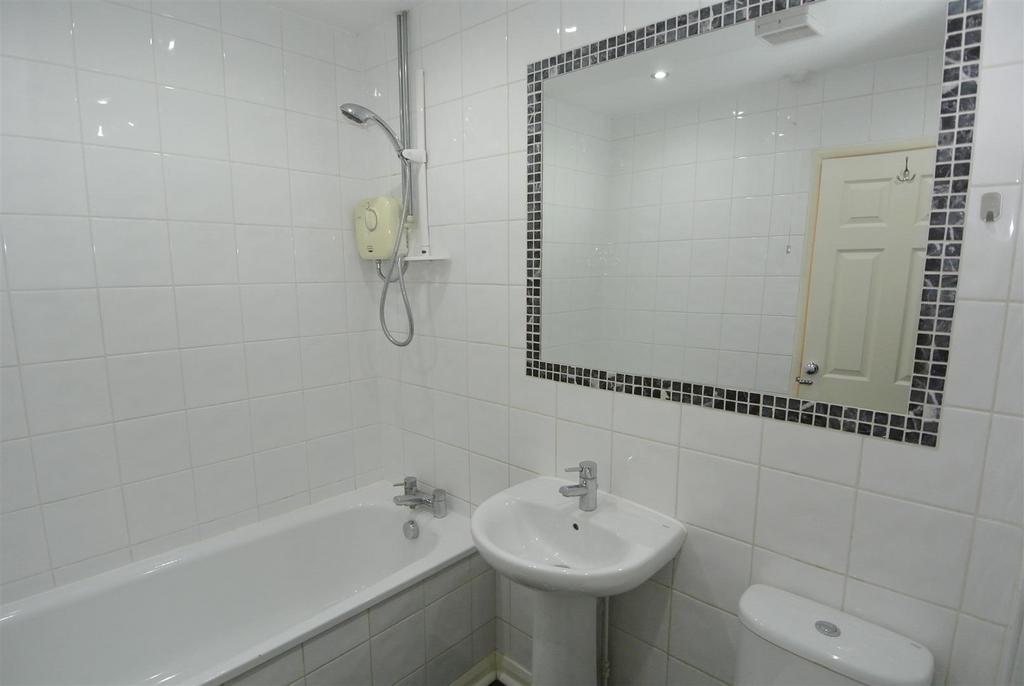 Bathroom.JPG