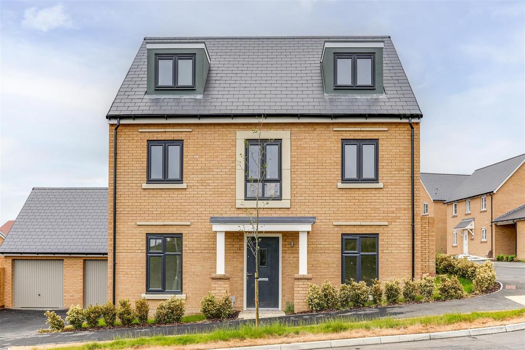 Leverett Way, Saffron Walden CB10 5 bed detached house for sale £687,995