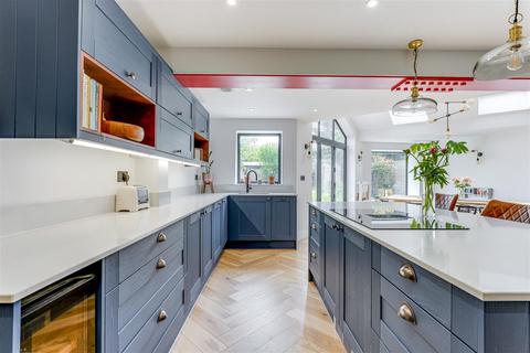 15 Beeches Close, Saffron Walden, CB11 4BU