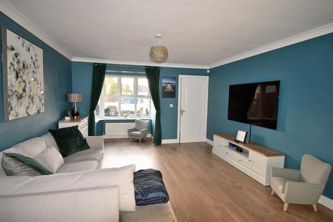 15 The Oaks, West Cornforth, Ferryhill, DL17 9JT