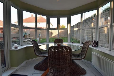 15 The Oaks, West Cornforth, Ferryhill, DL17 9JT