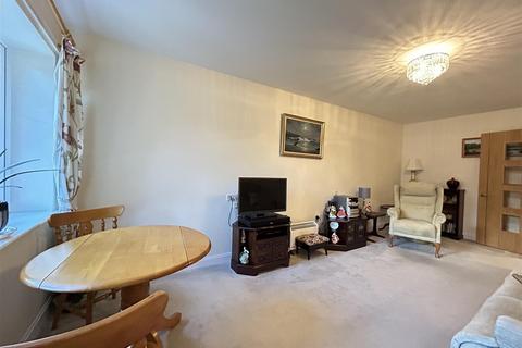 1 bedroom retirement property for sale, Roslyn Court, Lisle Lane, Ely CB7