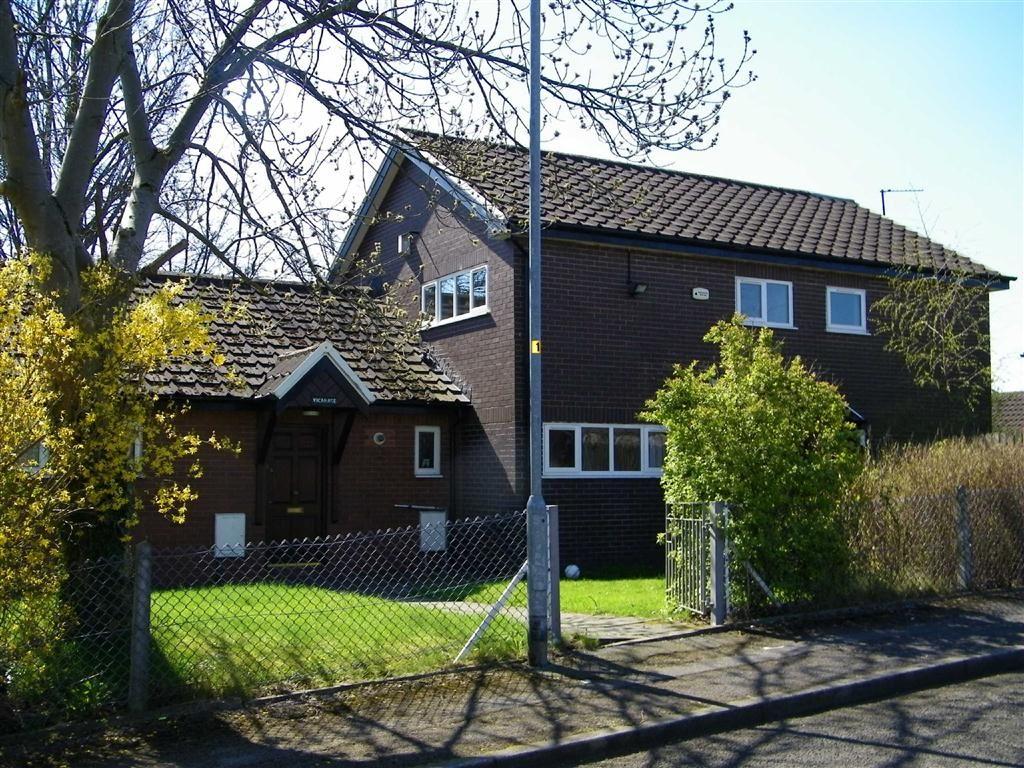 Greenside Lane, Droylsden, Manchester, M43 4 bed detached house £775