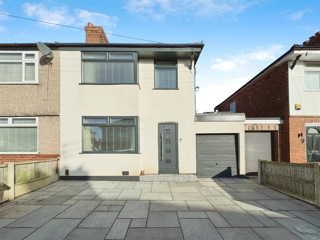 Wylva Avenue, Crosby 3 bed semidetached house for sale £270,000