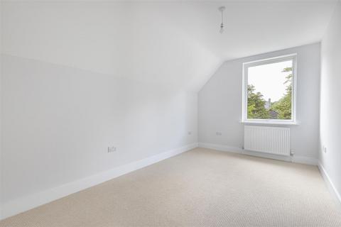 3 bedroom end of terrace house for sale, Old English Close, Cambridge CB22