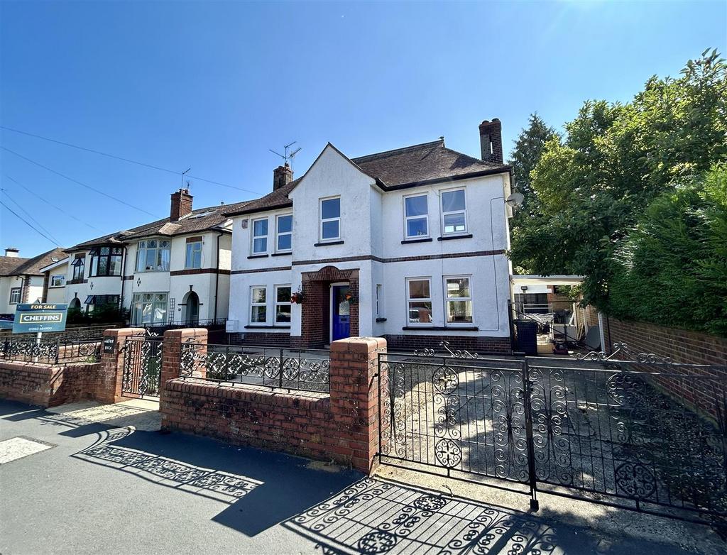 Lynn Road, Ely CB6 4 bed detached house for sale £825,000
