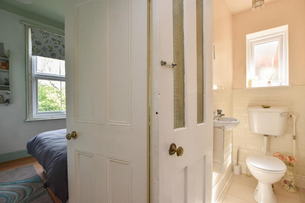 Bedroom/ W/C