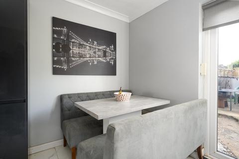 4 bedroom semi-detached house for sale, Carlton Road, Walton-on-Thames, KT12
