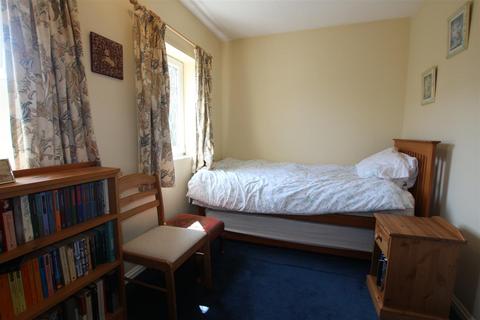 33 Buckthorn, Ely, CB7 4TN
