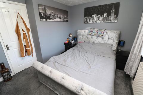 7 Hazelhurst Close, Dalton, Rotherham, S65 3HL
