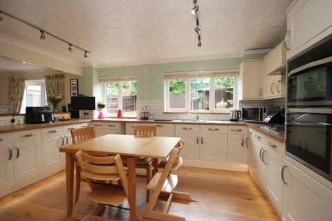 4 bedroom detached house for sale, Beresford Road, Ely CB6