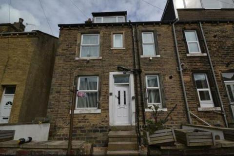 3 bedroom house for sale - Pyrah Street, Wyke, Bradford