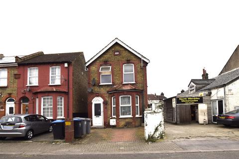 3 bedroom detached house for sale - Pembroke Road, Wembley, Middlesex