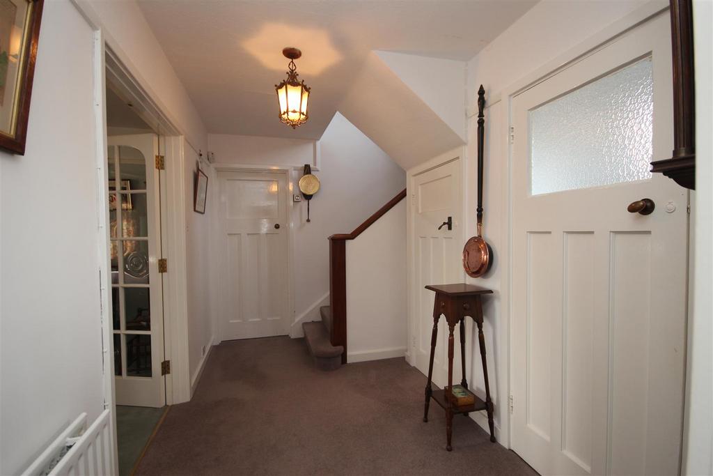 Hallway.JPG