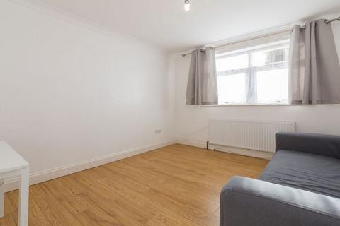 1 bedroom apartment to rent, NW10