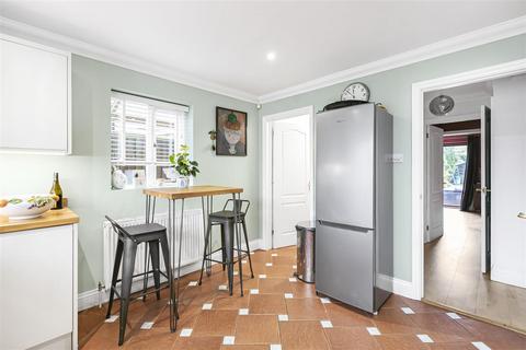 30 Hinton Way, Great Shelford, Cambridge, CB22 5BB