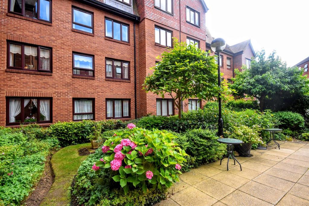 Rosebery Court, Water Lane, Linslade, LU7 1DL 1 bed retirement property