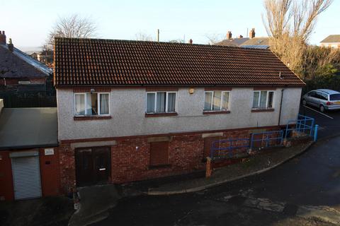 Property to rent, Whickham View, Newcastle upon Tyne NE15