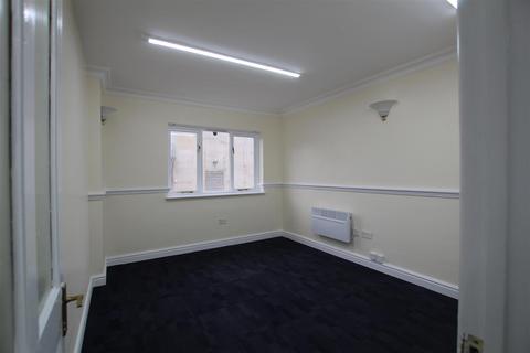 Property to rent, Whickham View, Newcastle upon Tyne NE15