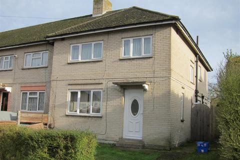 5 bedroom end of terrace house to rent, Beechtree Avenue, Egham TW20