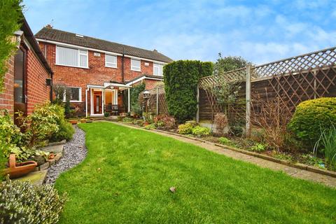 3 bedroom semi-detached house for sale - Church Close, Anlaby, Hull