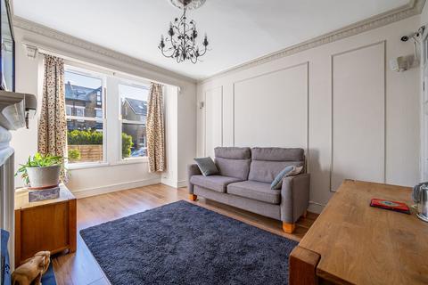 2 bedroom ground floor flat for sale, Haven Lane, Ealing, W5