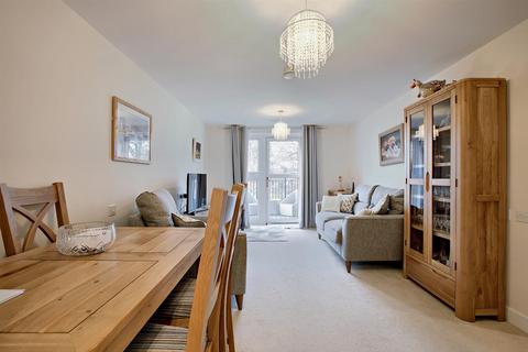 2 bedroom apartment for sale, Kingfisher Court, South Street, Taunton