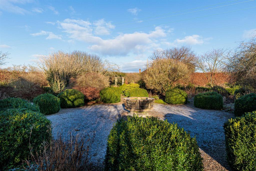 Garden house 36.jpg