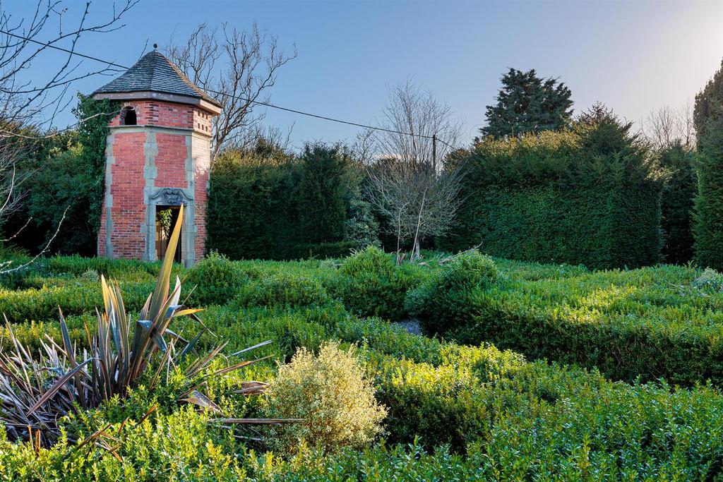 Garden house 39.jpg