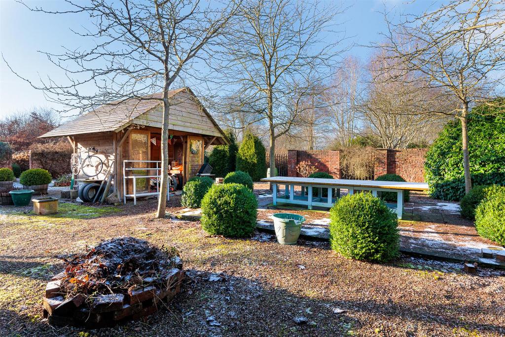 Garden house 41.jpg