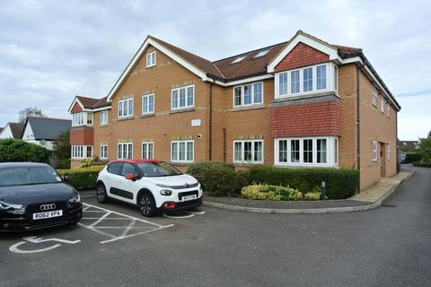 2 bedroom flat for sale - Staines Road West, Ashford TW15