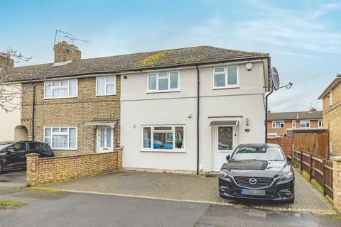4 bedroom end of terrace house for sale, Acacia Avenue, West Drayton UB7