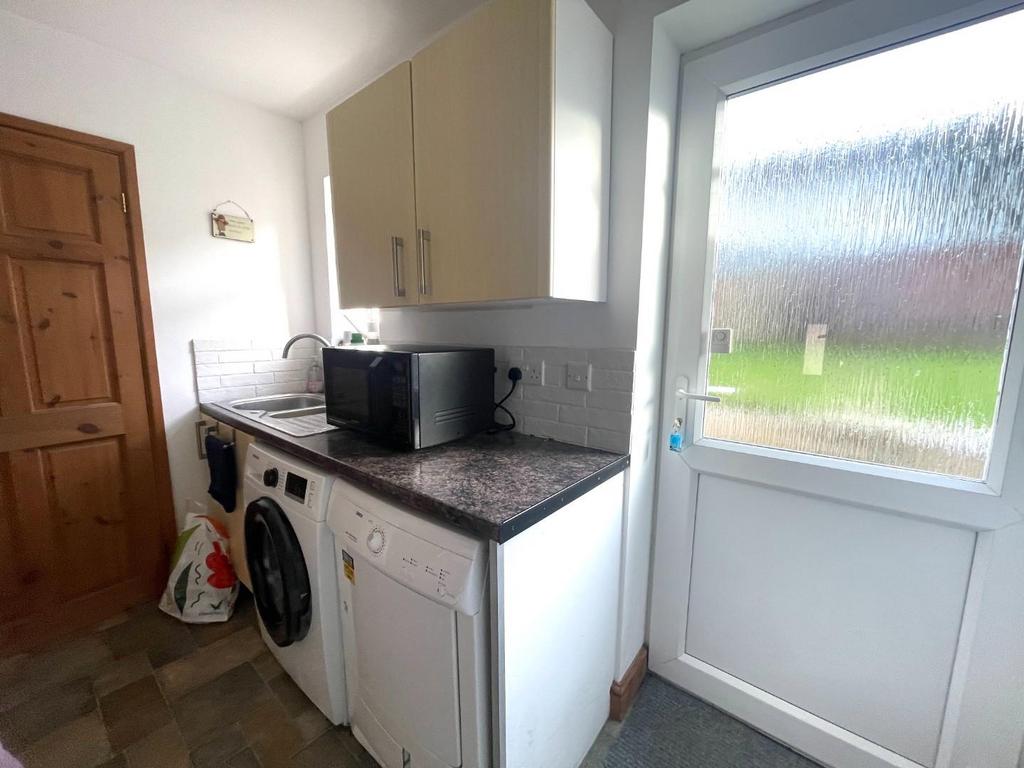 Utility Room.JPG