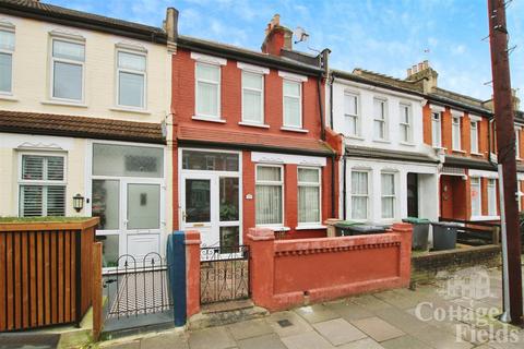 3 bedroom terraced house for sale, Loxwood Road, Tottenham, London - Extended and Must Be Seen!